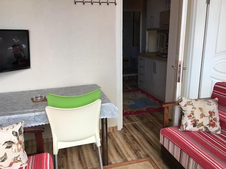 Aparthotel Saglik Apart Pansiyon Erdek Exterior foto